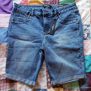 Bermuda Jeans